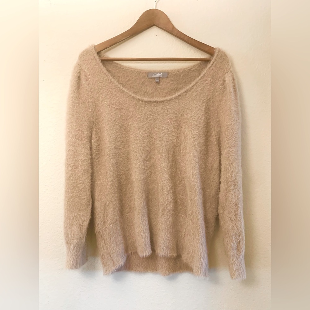 Marled Sparkle Nude/Pink Fluffy Sweater with Puff Sleeves in Large